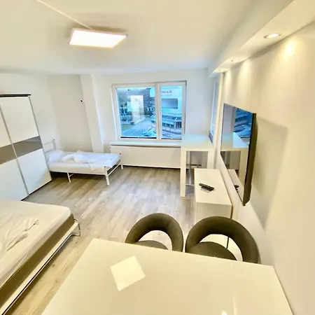 Pefekte City-lage Mit Parkplatz * Wolfsburg